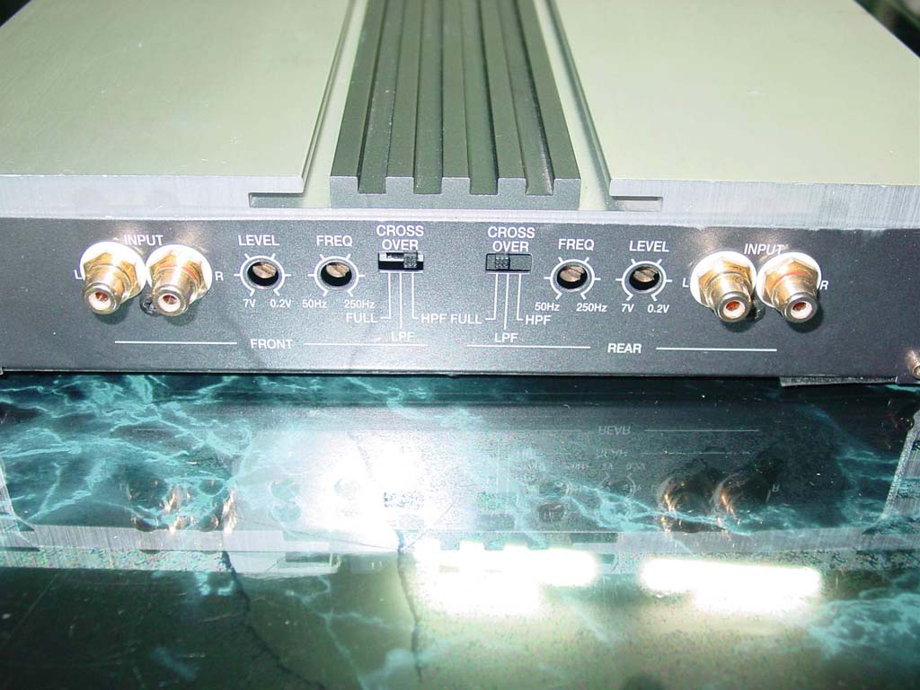 사일런스 S4000 4채널앰프