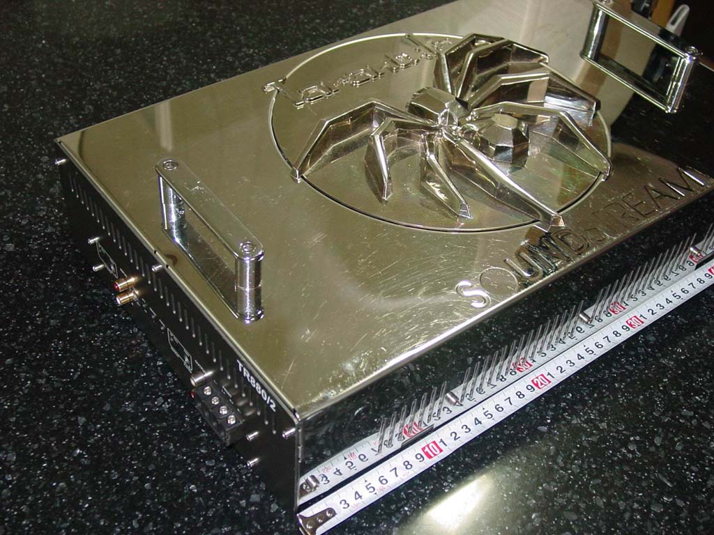 사운드스트림 타란튤라 TR880.2 구형명기 앰프