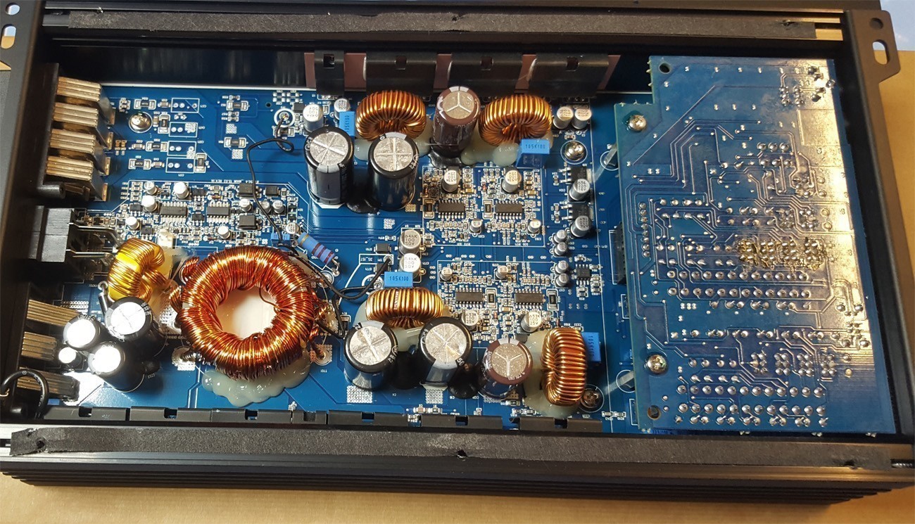 6519 EQ 6.5인치 2웨이풀세트 + 앰플오디오150와트4채널 풀레인지 앰프 풀세트