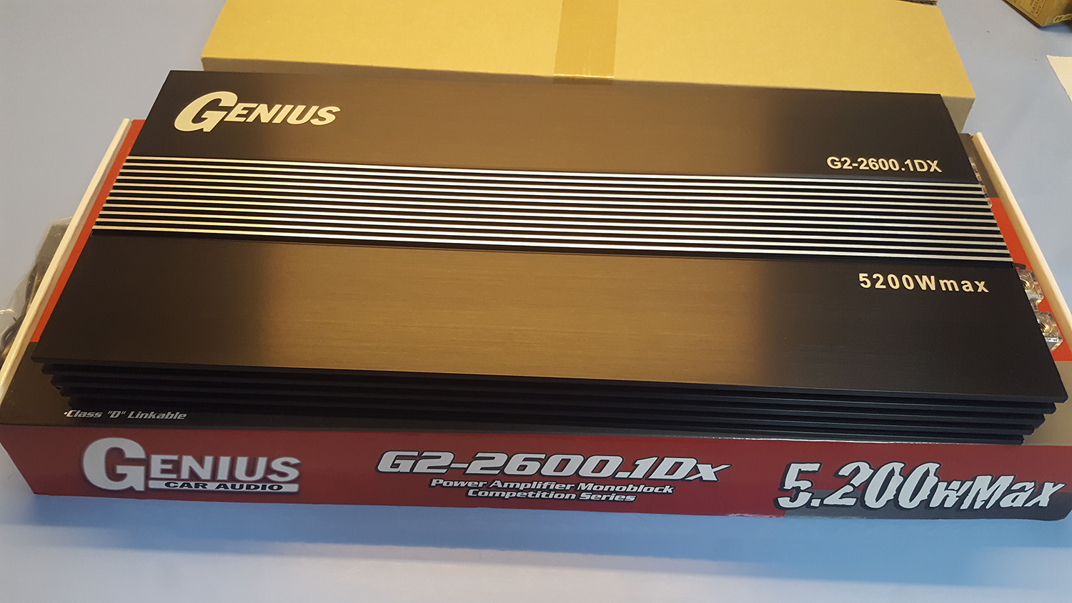 지니어스 2600와트(MAX5000와트급) 우퍼전용 모노앰프
