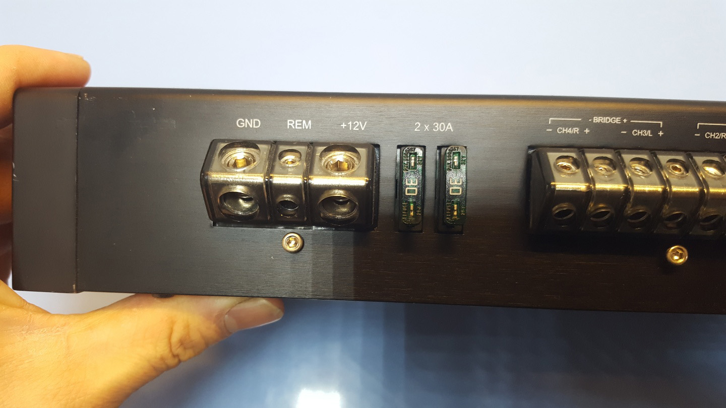 허큘리스 HYMM 100와트 4채널 앰프