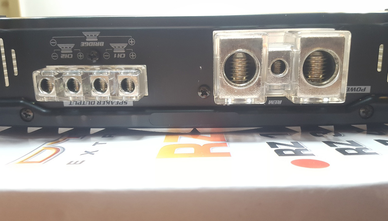 Z3500  우퍼전용 대출력앰프