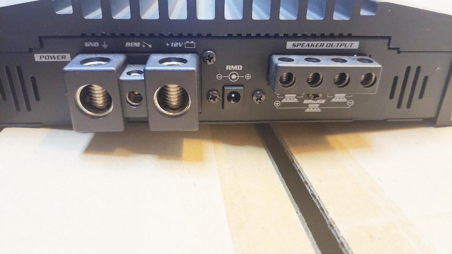 SOUNDPEAK SP2300.2 DBPRO 600와트 2채널 AB클라스 앰프