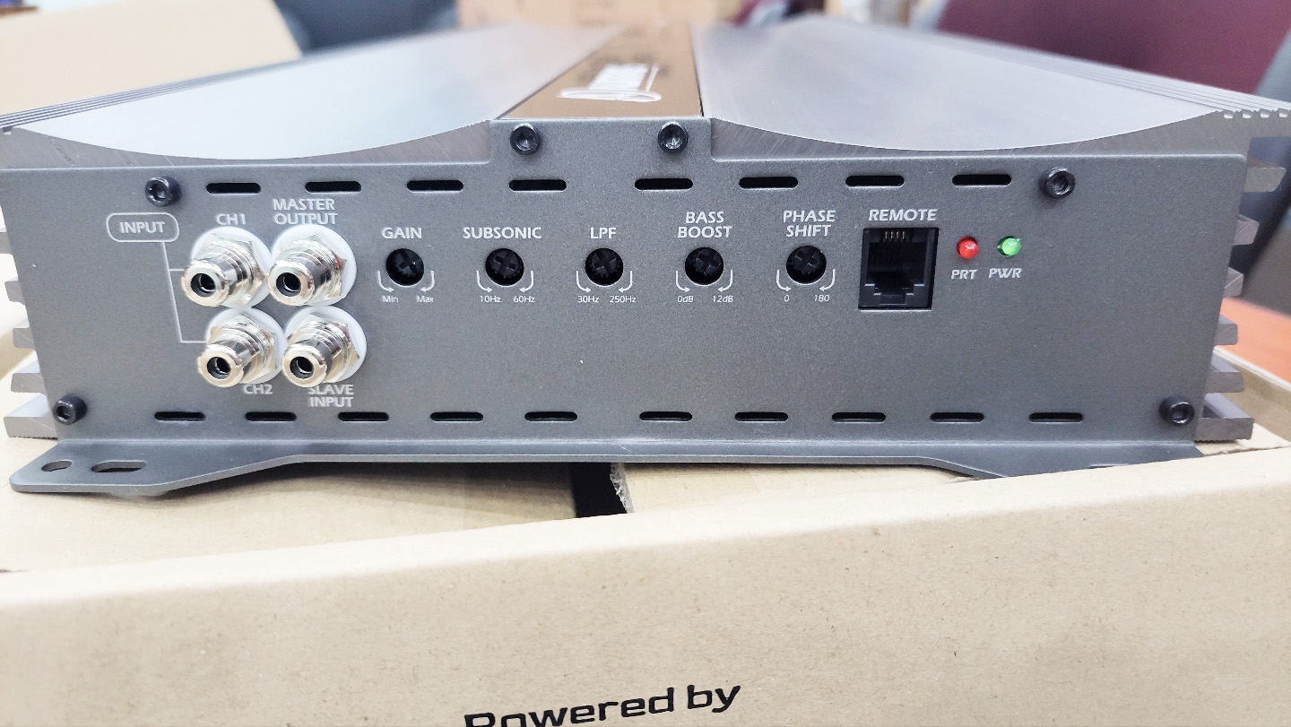 AURRAS DG3000.1 앰프 (4300D 모델) 최근 생산된 모델