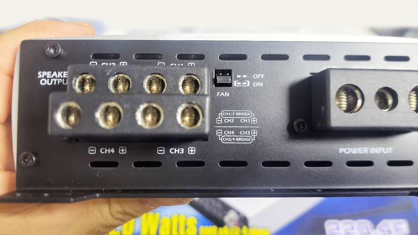 하이인풋 지원 SUONO 220.4F  FULL RANGE 4채널앰프