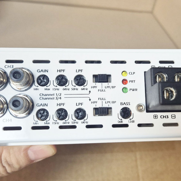 울프람 AW2000.4 컴팩트 사이즈 앰프
