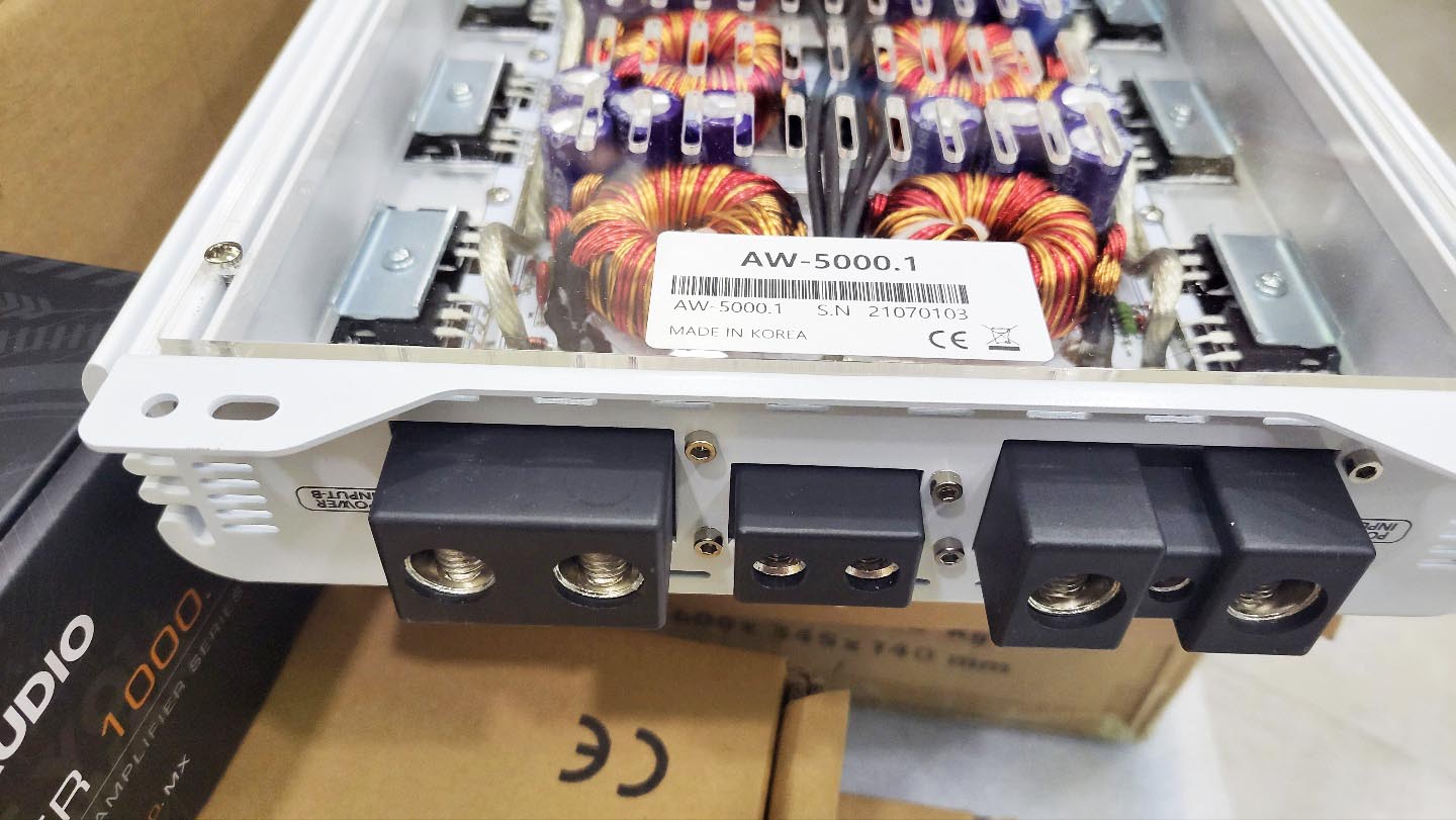 연말할인행사!! 울프람5000D  대출력 우퍼전용앰프