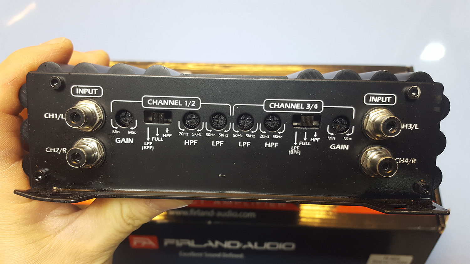 컴팩트사이즈 AL110.4 4채널앰프