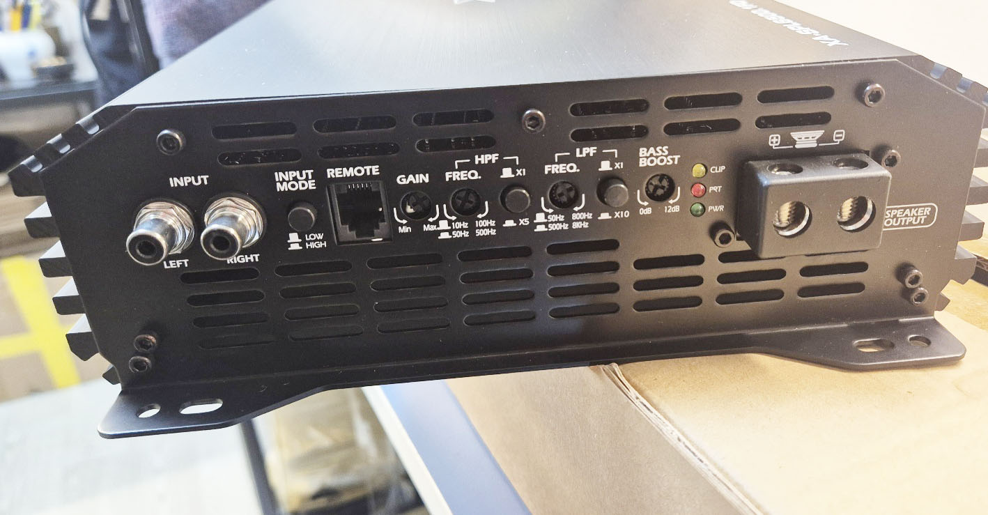 XA-SPL 6500D 대출력 우퍼전용 앰프