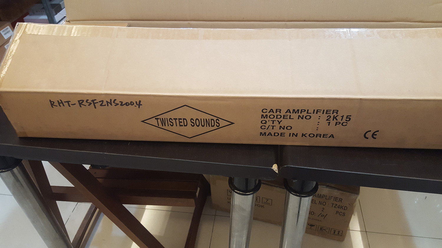 최상위 TWISTED SOUND 200와트4채널앰프 + 얼티메이텀 3800D 우퍼전용 앰프 패키지