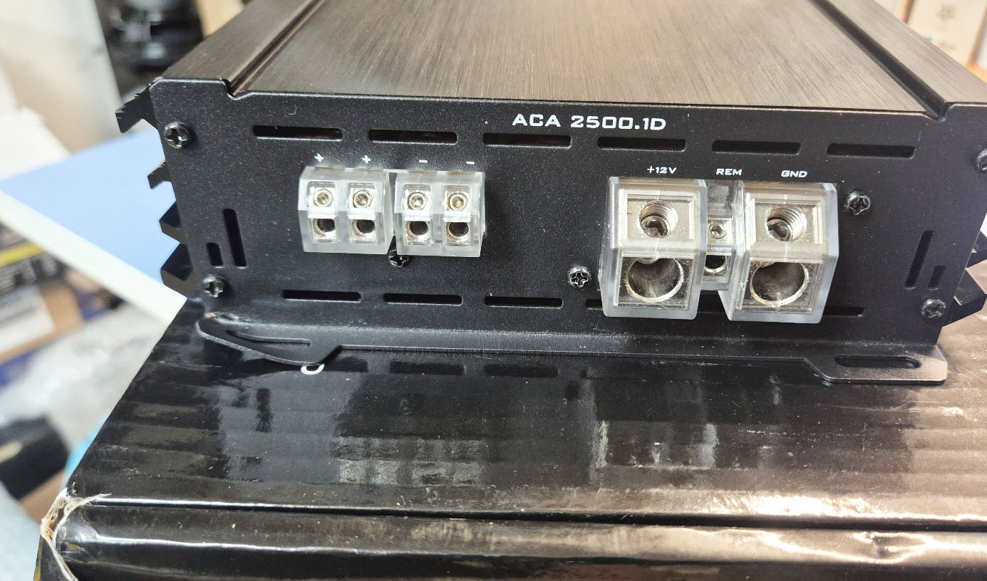 HAMMER TECK 2500D 우퍼전용 앰프